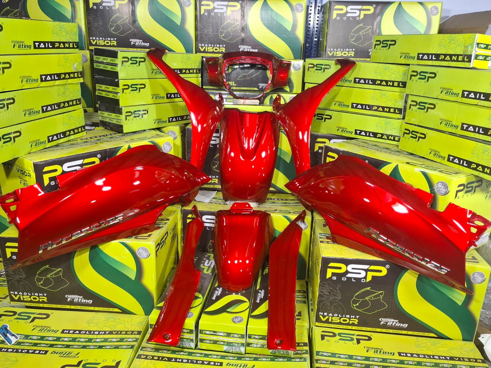 FULL BODY KIT SUITABLE FOR ACCESS 125 RED